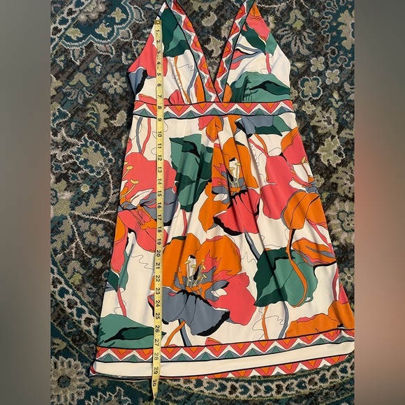 BCBGMAXAZRIA Flowered Halter Top Dress -B10 - Picture 6 of 7